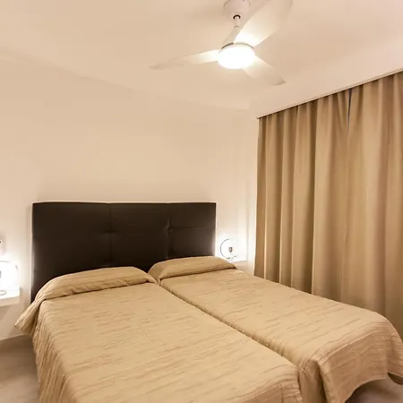 4 Bedroom Mimi With Private Heated Pool