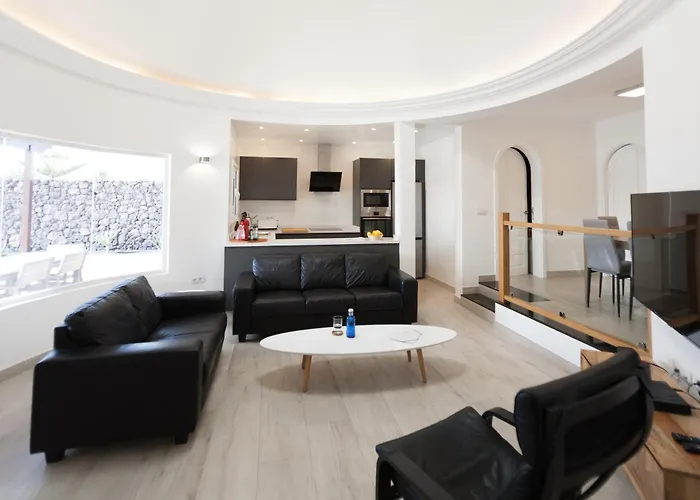 Вилла 4 Bedroom Mimi With Private Heated Pool Пуэрто дель Кармен